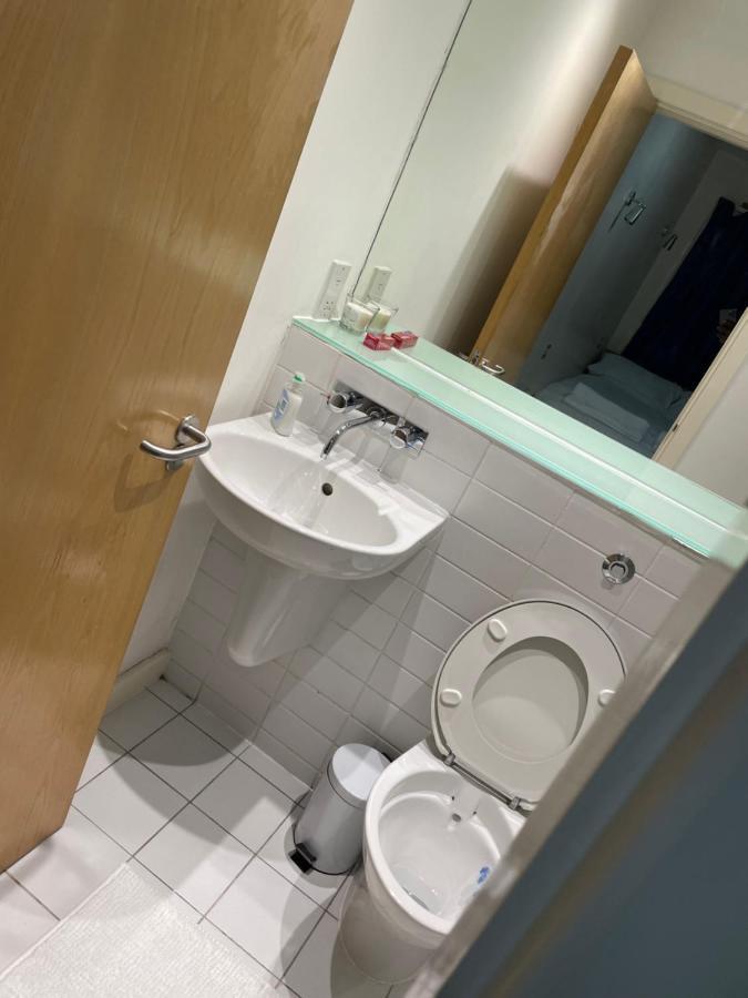 Bigkings 2 Bedroom Apt With Free Parking Beside Piccadilly In Central Manchester Exterior photo